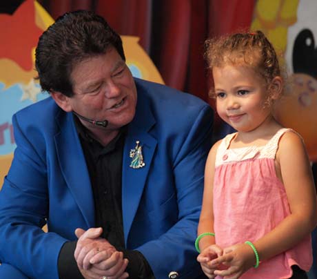 Auckland kids party magician